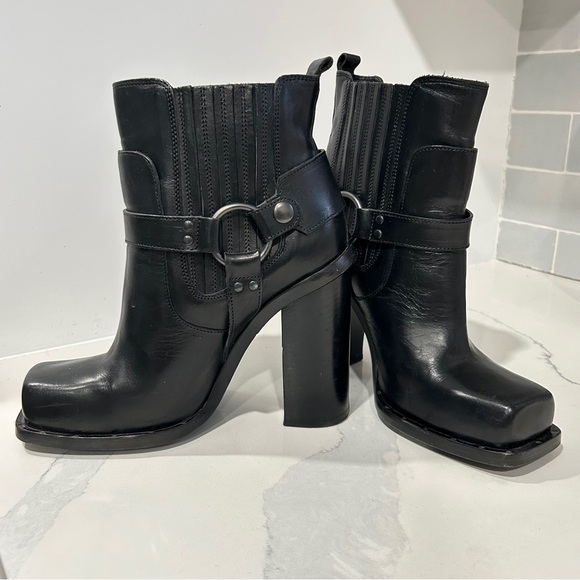 Diesel Black Gold Square-Toe Heeled Harness Ankle Boots - Picture 8 of 16